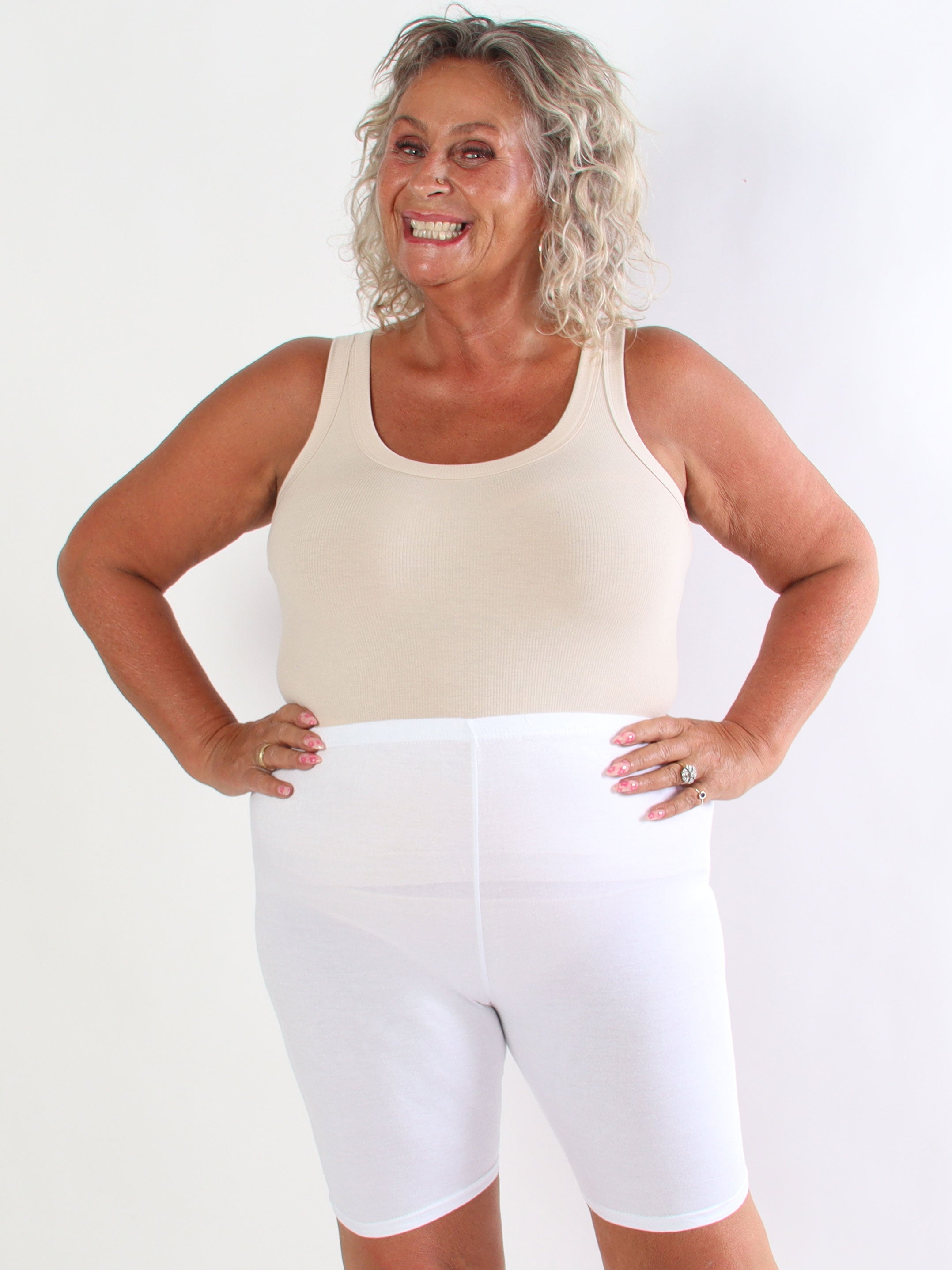 Caro - Bløde plus size cykelshorts i viskose